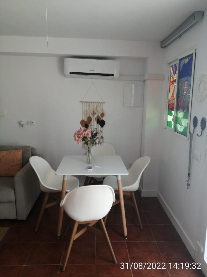 Villa Pitato Nuevo, Cerca De La Playa, Parking En La Puerta Del Alojamiento La Cala Del Moral Exterior photo